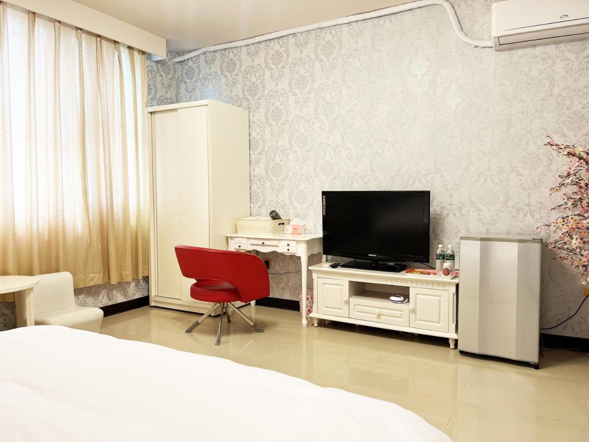 Ferienwohnung Sunny Castle Tainan Exterior foto